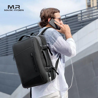 Mark Ryden Expandos Large Backpack Expandable 40L for 17.3-inch Laptop - product details in use - b.savvi